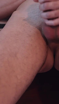 Angelo sólo masturbace