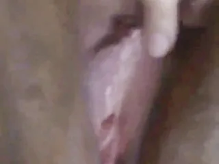 Indian fuck queen: WildEnglishBBW enjoying rubbing my clit