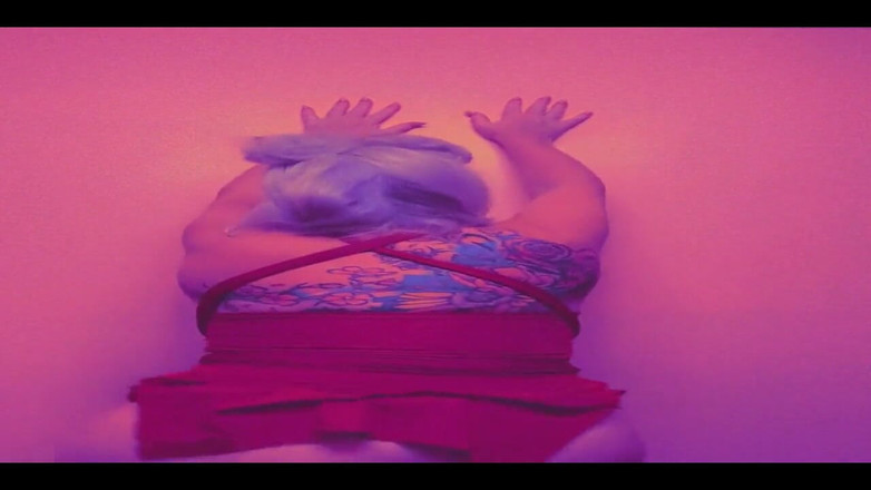 PaintedRose: Revveded .. Wozu? für Deine rote Rakete. Natürlich