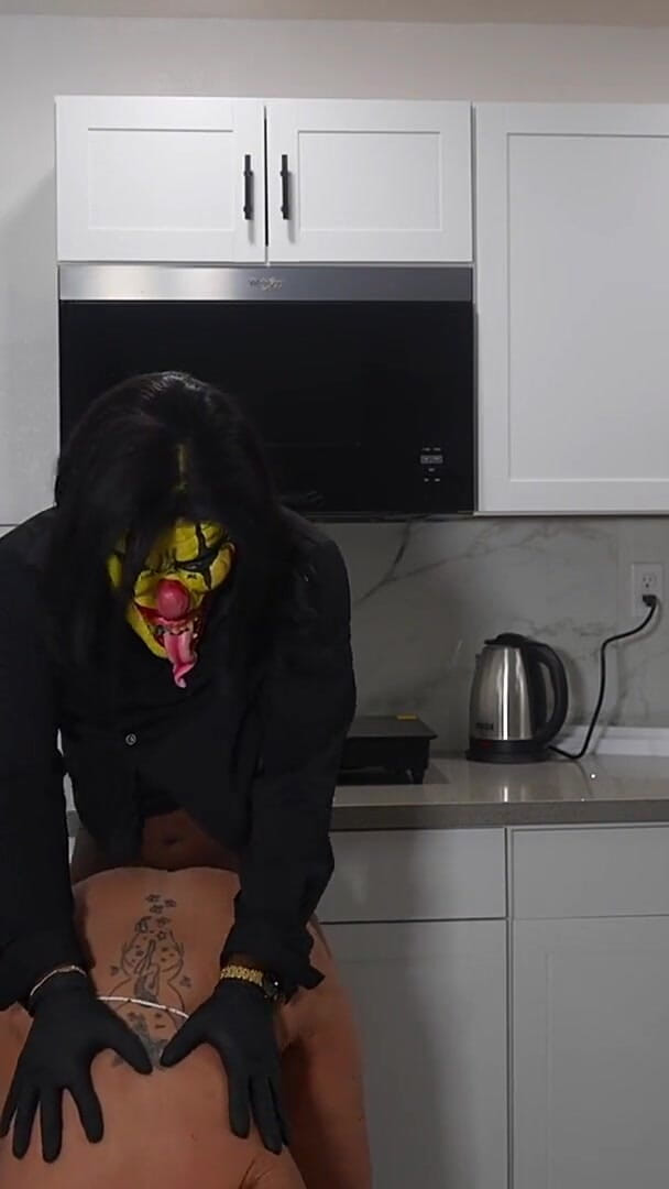 Zoe Grey: Lass meine hinterhältige link gibby, den clown, meine enge muschi...