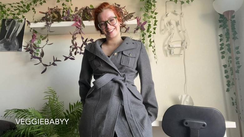 Veggiebabyy: Superwoman Surprises U W/ Tease and JOI