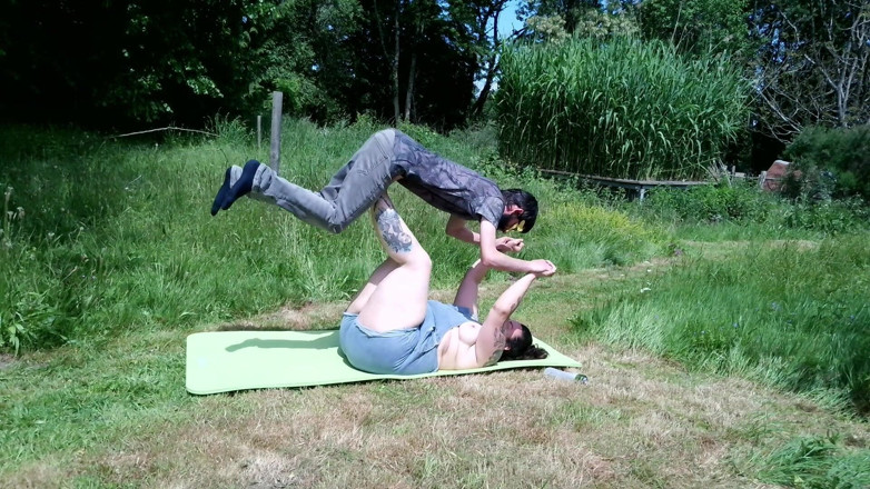 BBWorking: Strong wife workday - una grassa bbw usa il suo uomo...