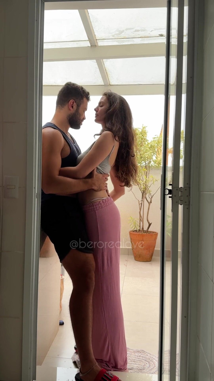 berorealove: Это все произошло прямо там - стоя, в прачечной.
