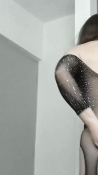 New Monday... New Video!:3