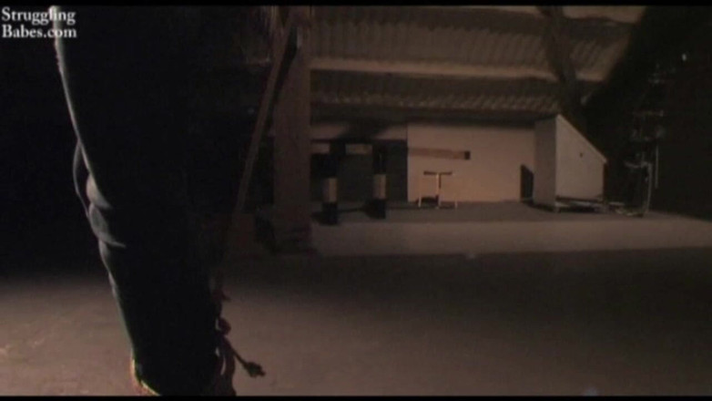 Submissed: Bondage in der scheune