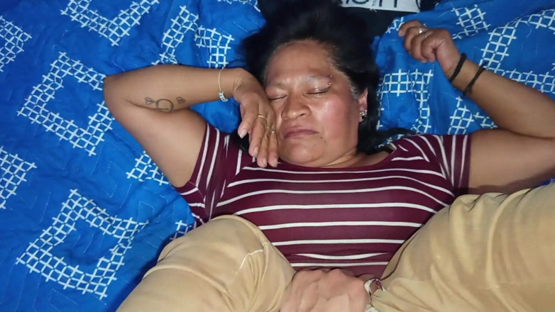 Moo DBOXXX: Ibu mertuaku hamil, dia suka sama aku
