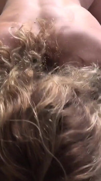 Auntjudys - nadržená MILF hospodyně Julia North Bends Over, abys ji ošukal