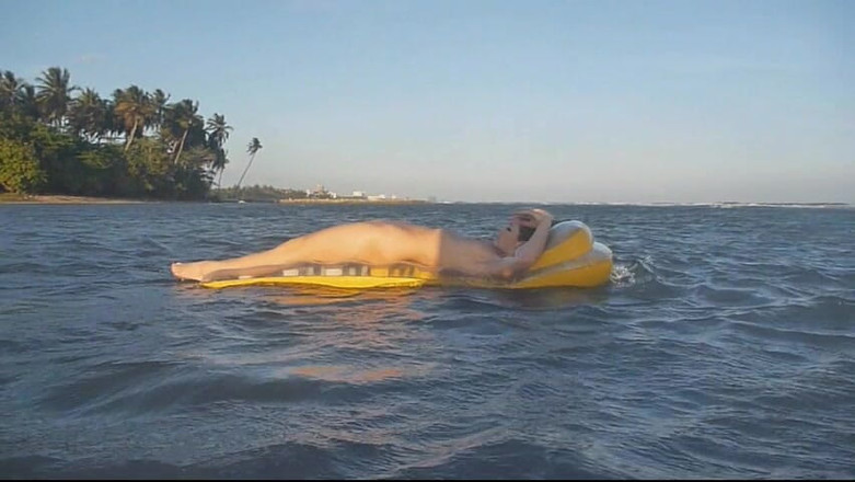 Watch4beauty: Развлечение на пляже