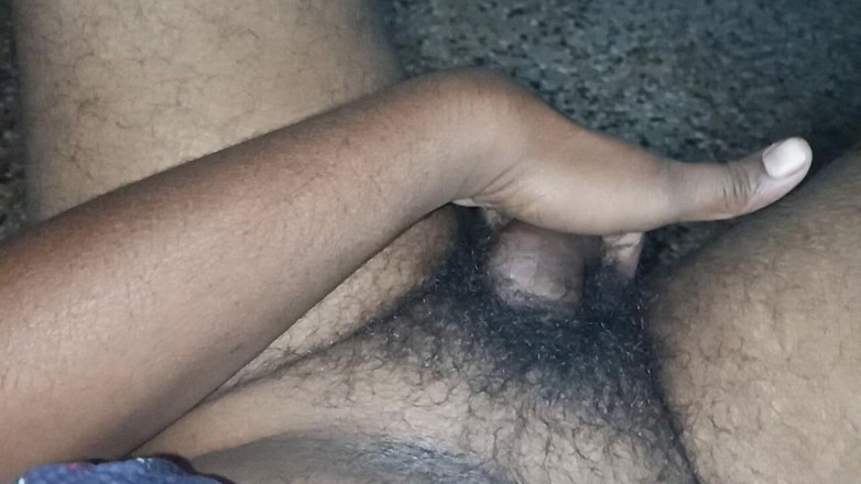 Sweet Indian cock: Müslüman evli kadın seks videosuyla büyük yarağımı yalıyor