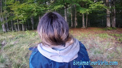 Big Amateur Girls: 아침에 산에서 해가 뜨면 오럴.