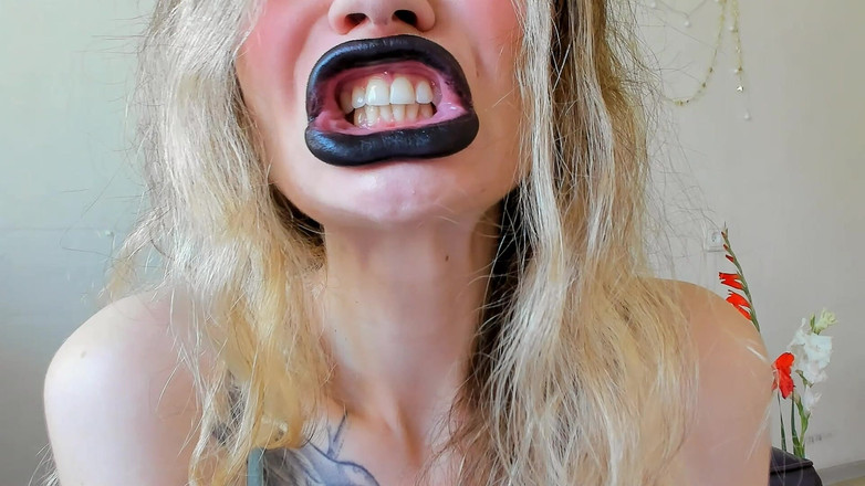 Rarible Diamond: Black Square Lips