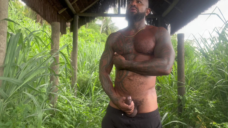 Felipe Nuru: Terre au bord du lagon... Tension à l’air libre, gémissant doucement...