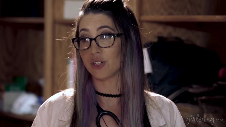 Girlsway: Girlsway Vampires : Partie 4 : the Showdown avec Angela White