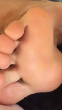 Annette Wants Cum on Her Arched Veiny Feet