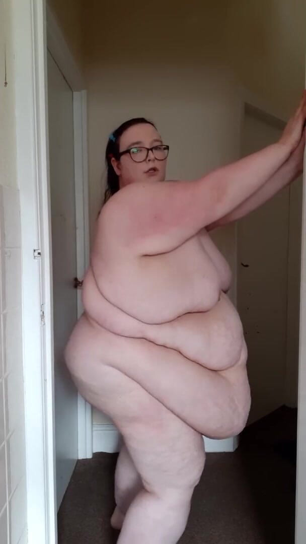 SSBBWLadyBrads: I love to strip