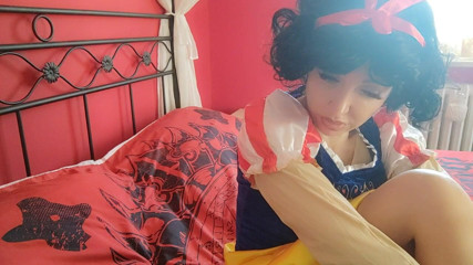 savannahamatoriale: hot burping princess