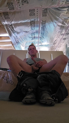 Chris_snoopy_91: 仕事中