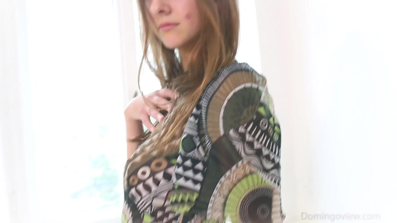 Domingo View: Rebeka Ruby relajarse
