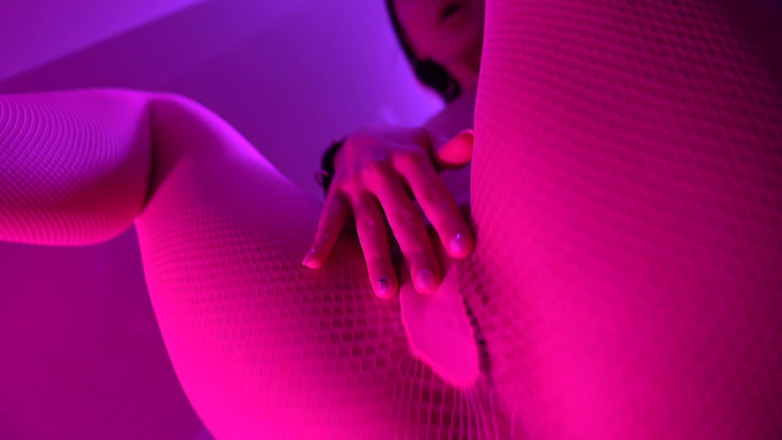 NIGONIKA: Moje děvka v Neonu je nejlepší zadek rady - Promo Nigonika