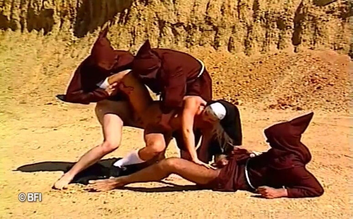 Amazing asses and pussies: Gangbang untuk allah