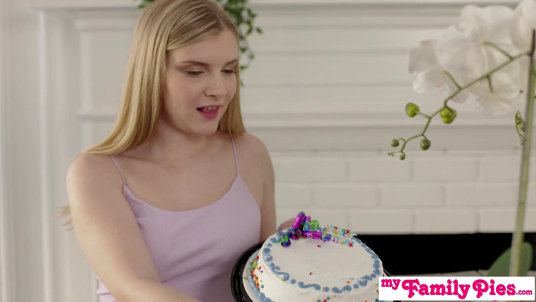 My family pies: Have Your Cake And Step Sister Too - S19:E5