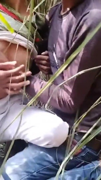 Take the Hot Young Girl of Indian Village to the Forest and Kissed His Cheeks and His Fuck