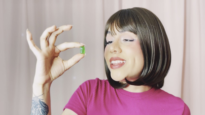 CoralTrip: 4k dev kadın fantezisi - canlı yutuyor