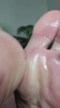 Dirty Oil Feet