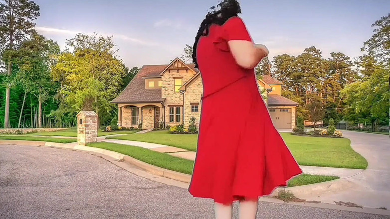 Kitty_Cross: Kurzes kleid, heißer ladyboy solo-tanz, striptease, dicker hintern,-hintern