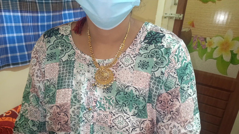 Pushpa studio: Desi sexy lesbičky