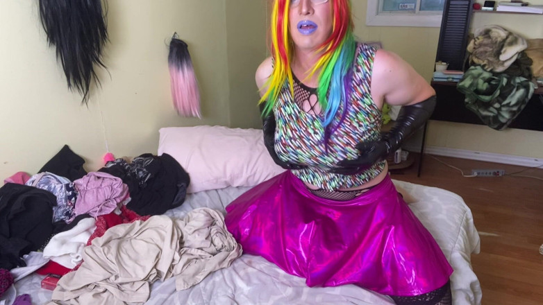 Natasha Sparklez: Rainbow Sissy Natasha ăn tinh