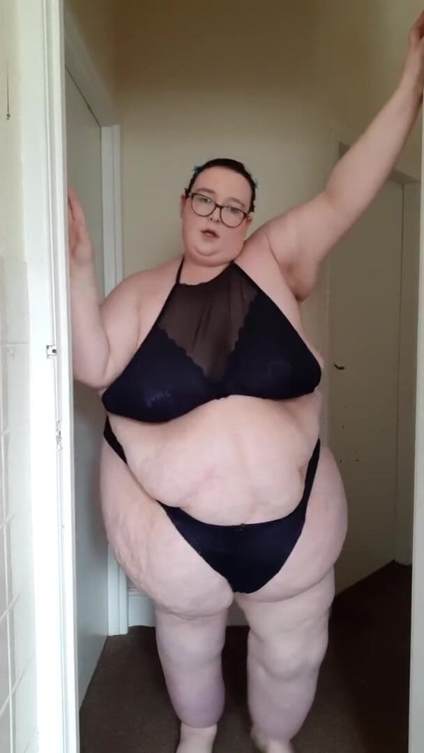 SSBBWLadyBrads: Сексуальное нижнее белье на этом симпатичном теле