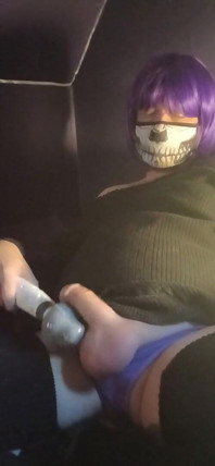 Explosive orgasm from massager with Raven LeTrap