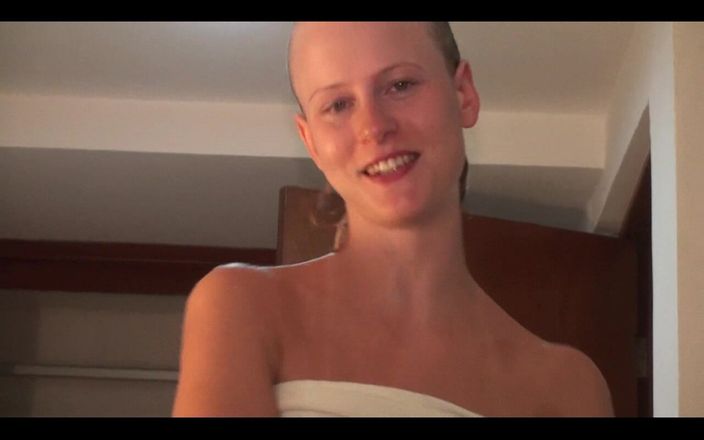 Blondehexe: Privater punto di vista