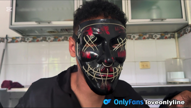 LoveLine7x: Momento De Terror Con Tefani.