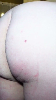 Meine Stiefmutter Lässt Mich Ihren Dicken Arsch Ficken. Vielleicht Ist Sie Schwanger?