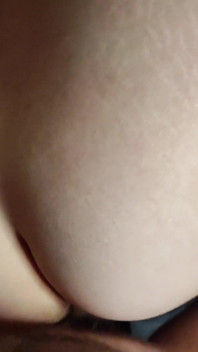 Curvy MILF cums from doggystyle