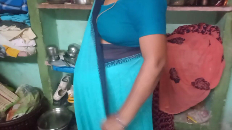 Priyanka priya: Indian Stepaunty Saree Changing Porn Video