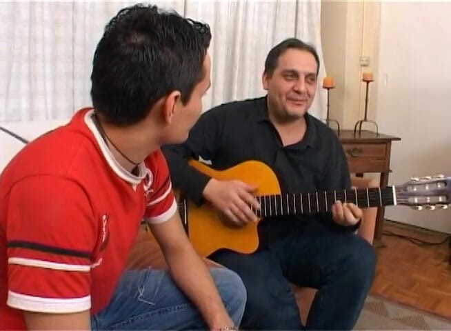 Hot Latinos dudes not gay but curious: Sexy hetero latinoameričanka poprvé šuká 33