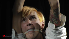 Wanheldvig: ニッキーは縛られてくすぐったい