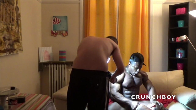 Home web camera: Porno na webové kameře s Jeronýmem Jamesem zneužito surovým černým ptákem