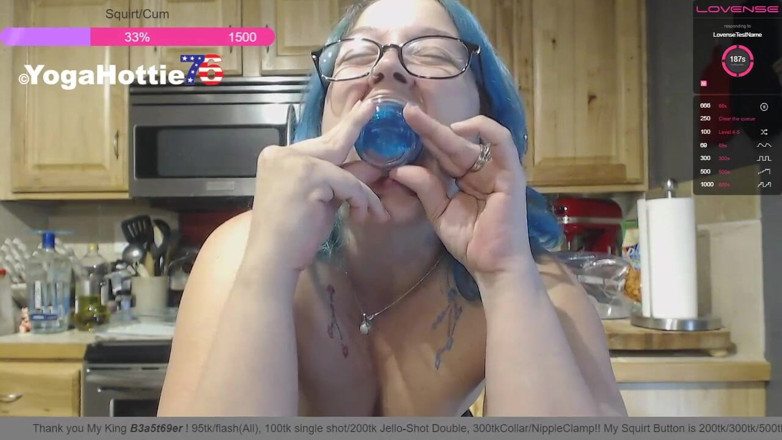 Yoga Hottie76: 5 jello-shots waard
