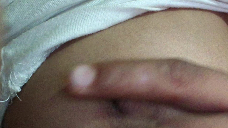 Moma: Awek video seksi awek bayi panas