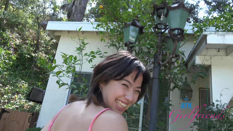 ATK Girlfriends: バーチャルデート