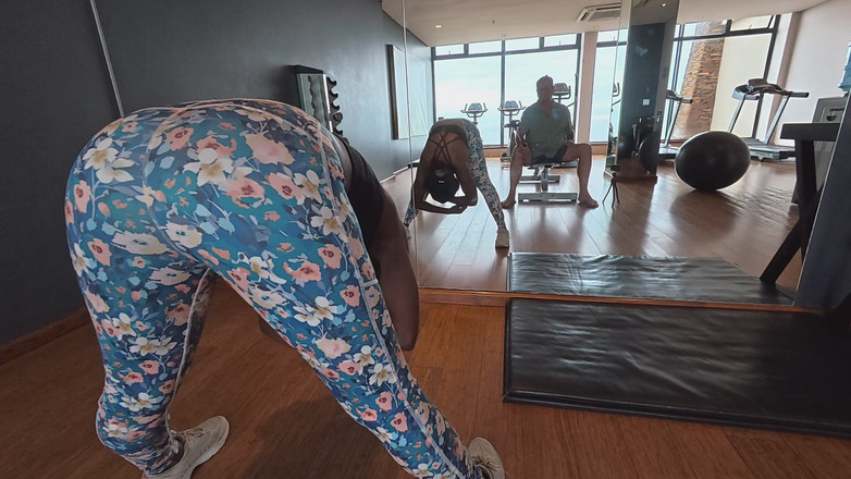 Black Swan: 땀, 미소 그리고 룸키 꿈을 꾸다