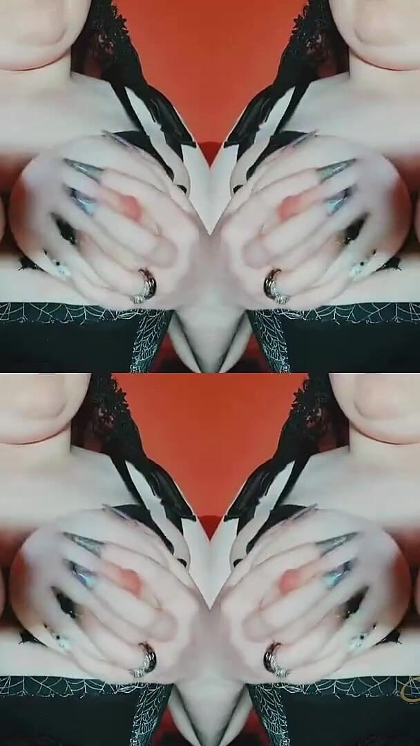 Mxtress Valleycat: ペイル・ティッツ・グーン・ループ