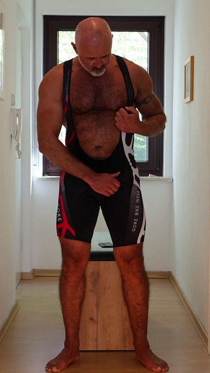 Mike Gross: Fun in Cycling Gear