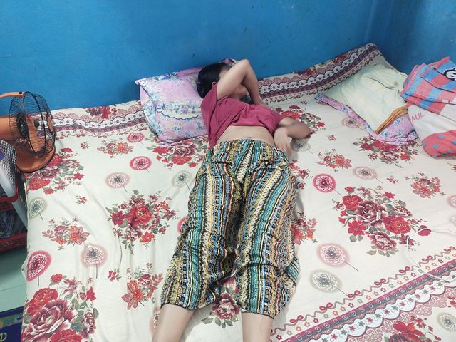 Desi Tight Pussy Virgin Girl First Time Having Sex with Best Friend. Desi Virgin Girl First Time Sex First Time XXX Video (Rhdhudhdhd)