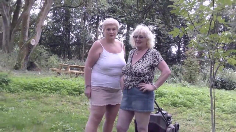 Uk Joolz: Picnic in the Woods Part 1