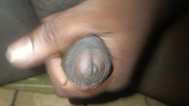 Goodboy_tamil: Дрочка руками зі спермою
